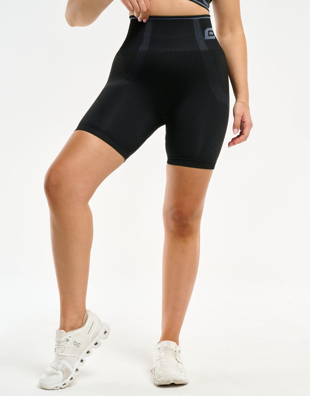 Arise Seamless Return Bike Shorts - Black