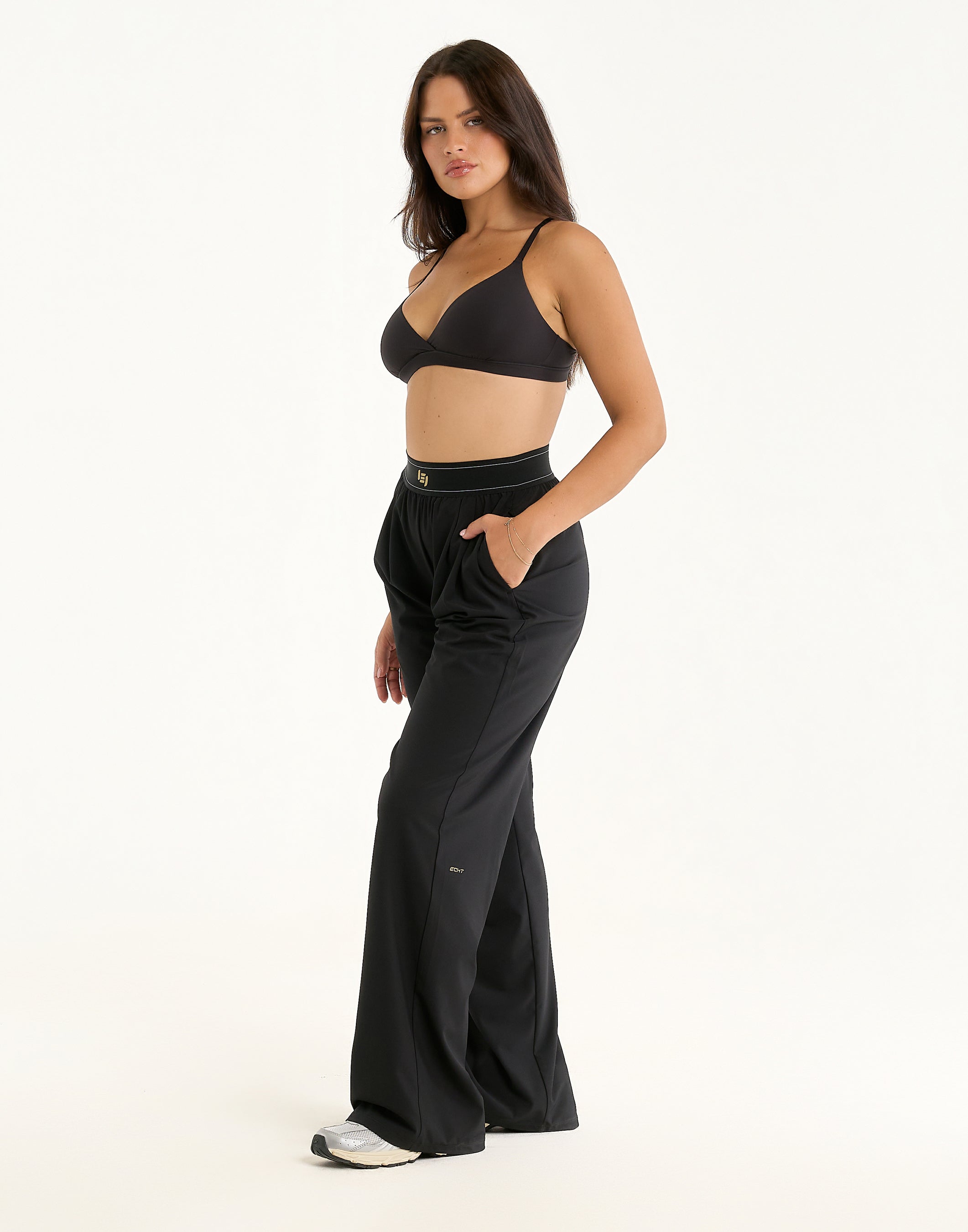 Elemental Crossover Bralette - Black