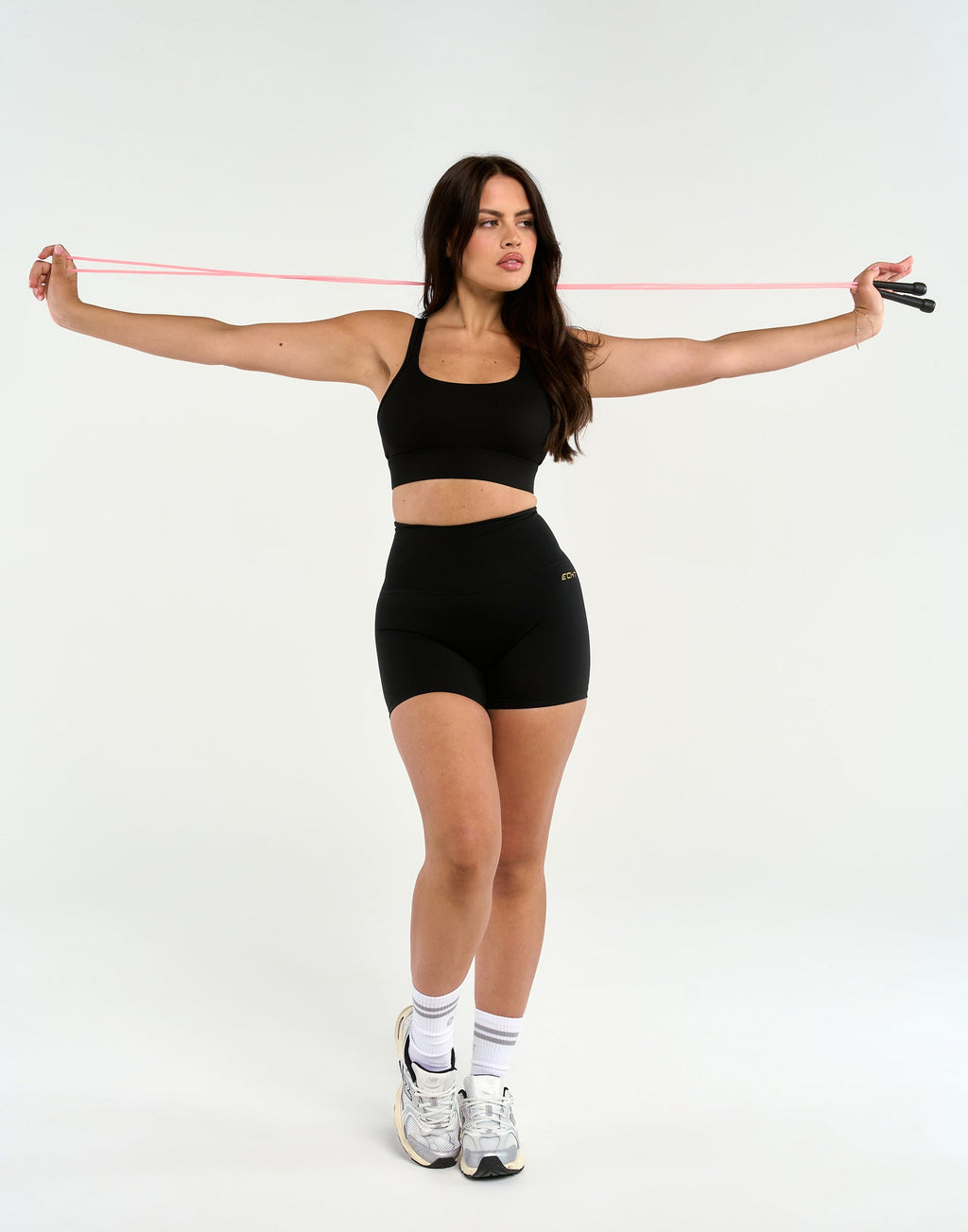 Essence Sports Bra V2 - Black