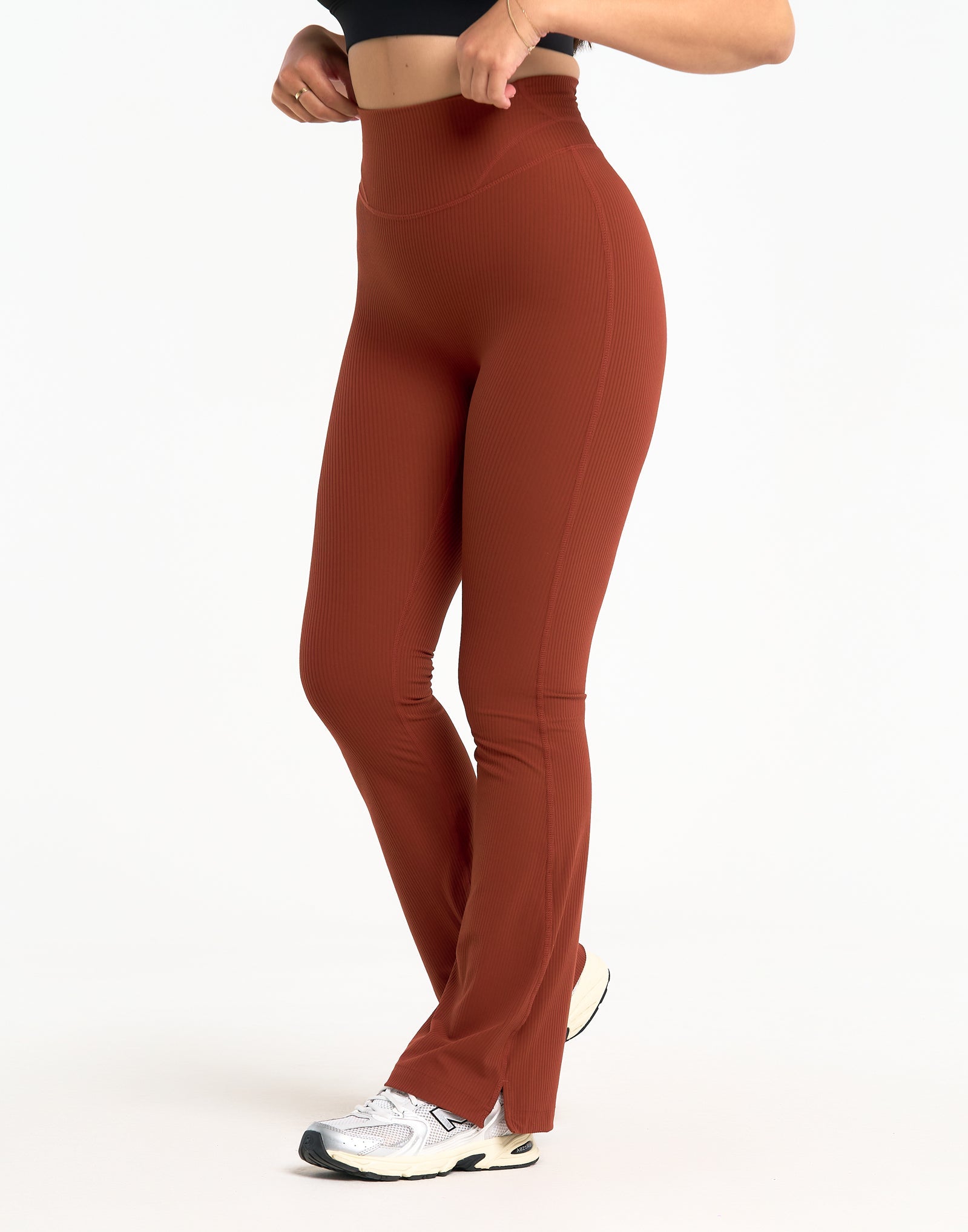 Flare Ribbed Leggings V2 - Brown