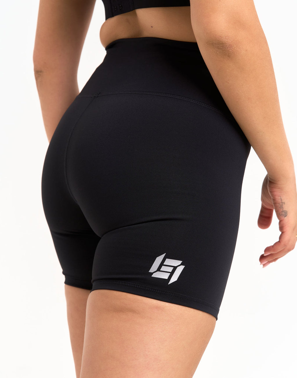 Freedom High Waisted Shorts 5.5" - Black