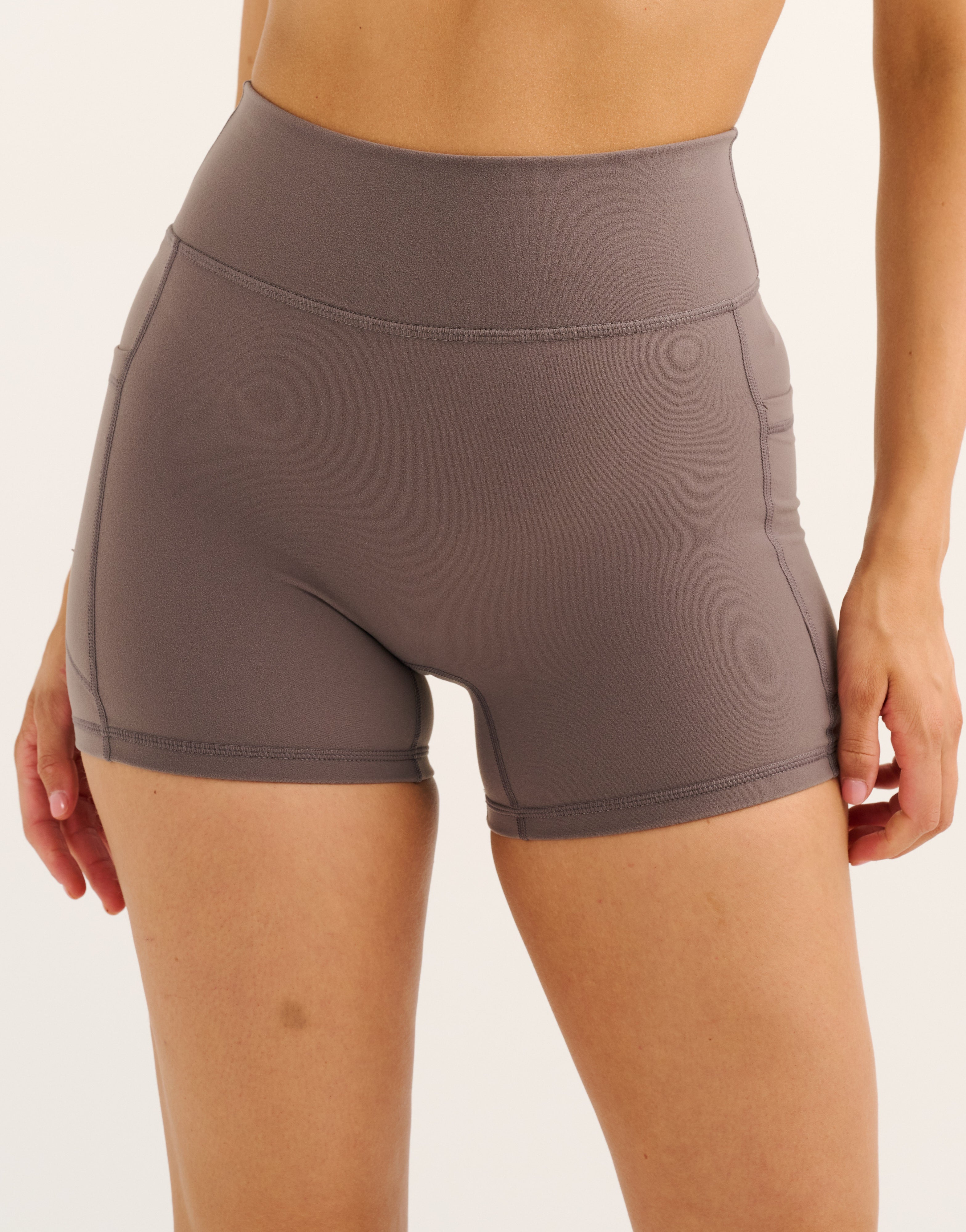 Ascend Pocket Shorts 4" - Slate Grey