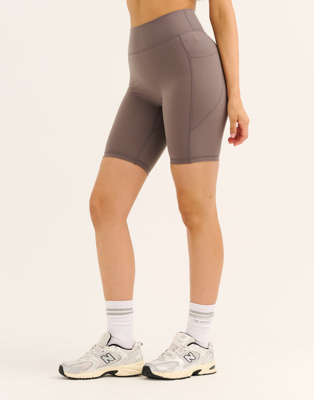 Ascend Pocket Shorts 8" - Slate Grey