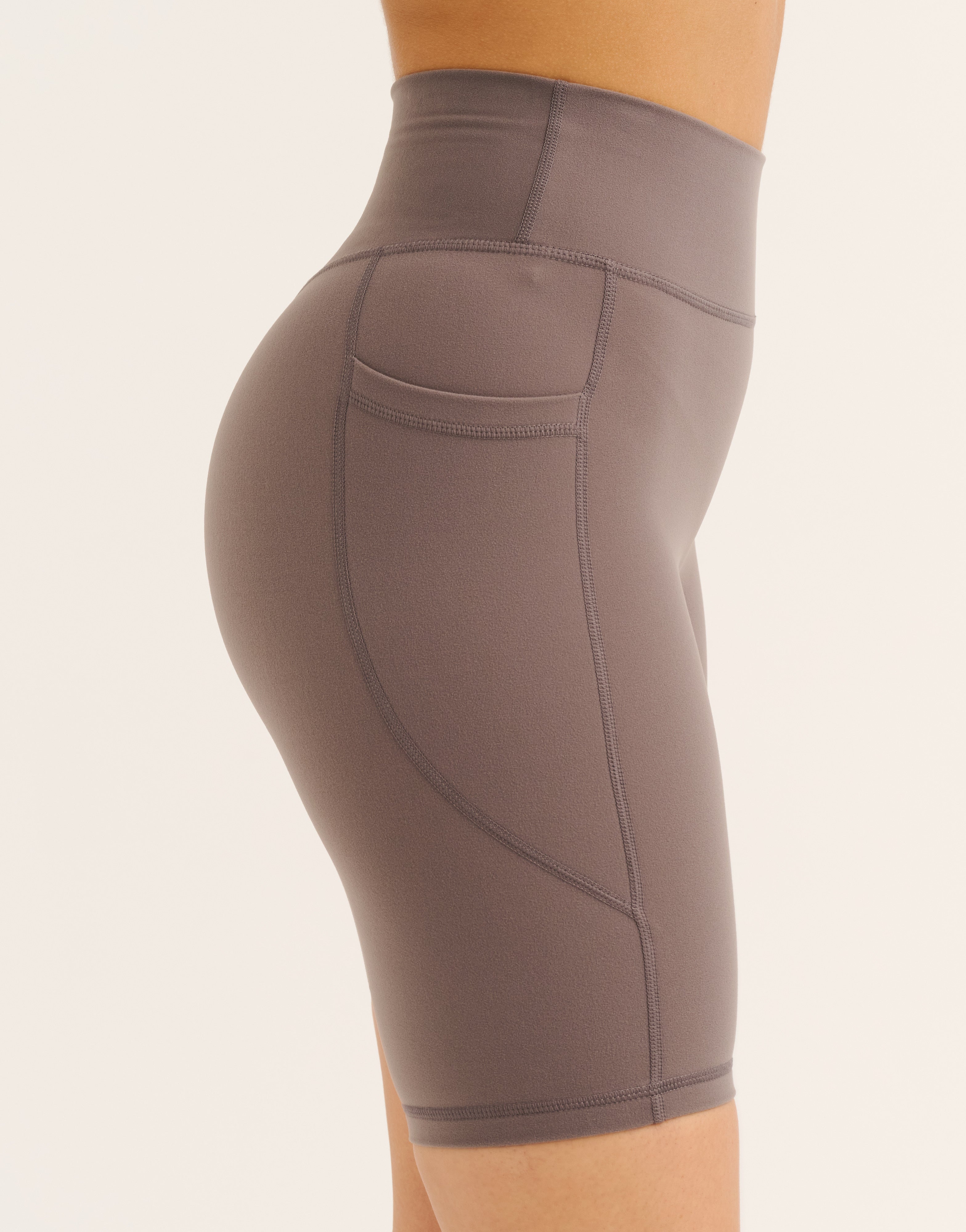 Ascend Pocket Shorts 8" - Slate Grey