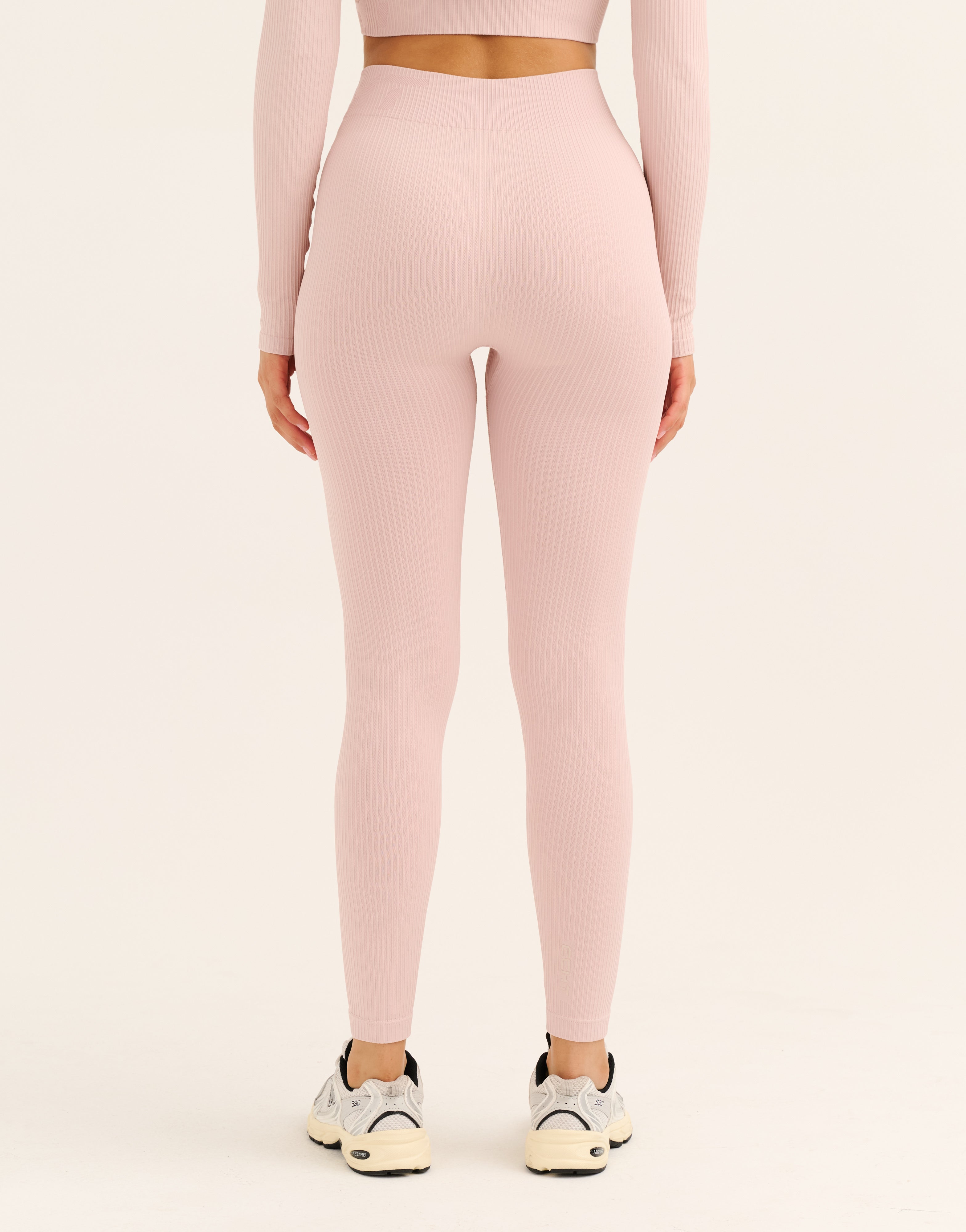 Arise Comfort Mid-Waist Leggings - Mauve