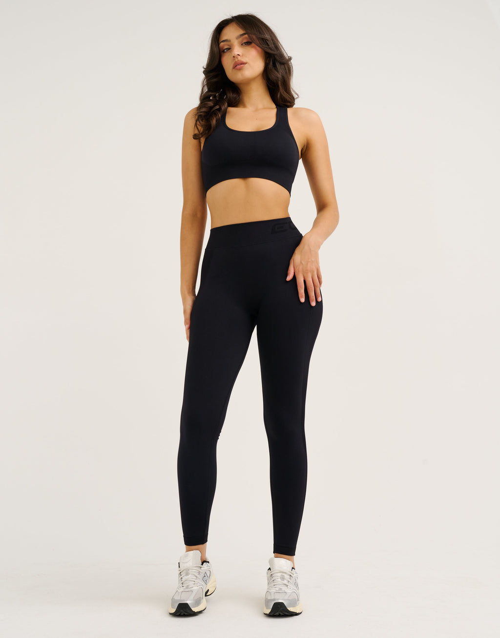 Arise Scrunch Mid-Waist Leggings - Stealth Black