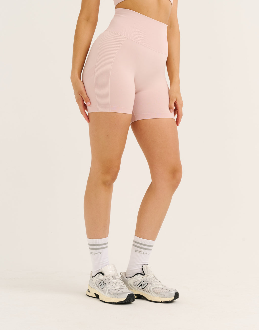 Arise Scrunch Shorts V2 - Mauve