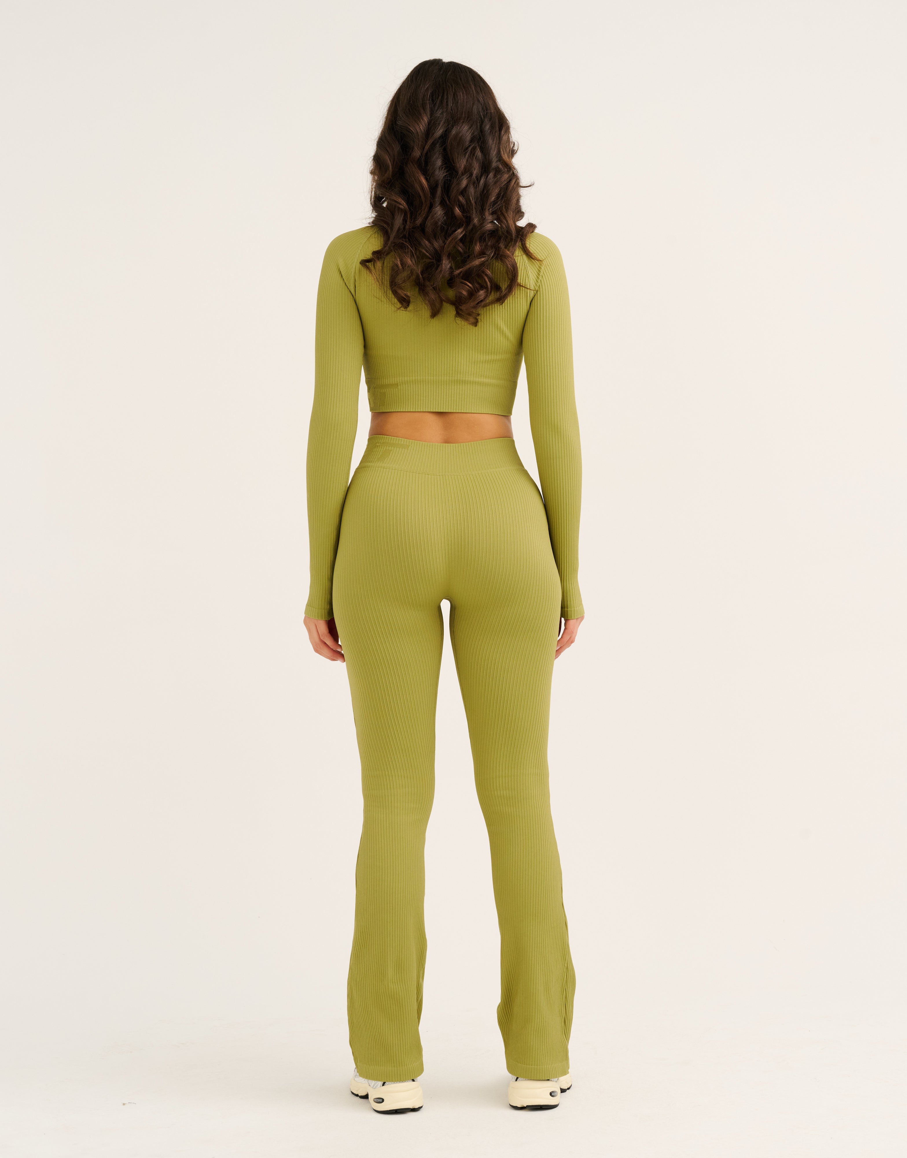 Arise Comfort Mid-Waist Flare Leggings - Olive