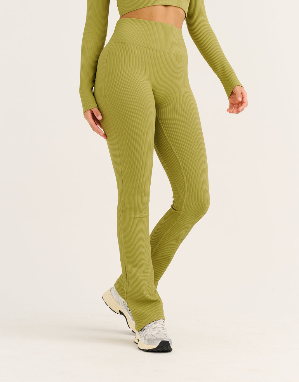Arise Comfort Flare Leggings V2 - Olive