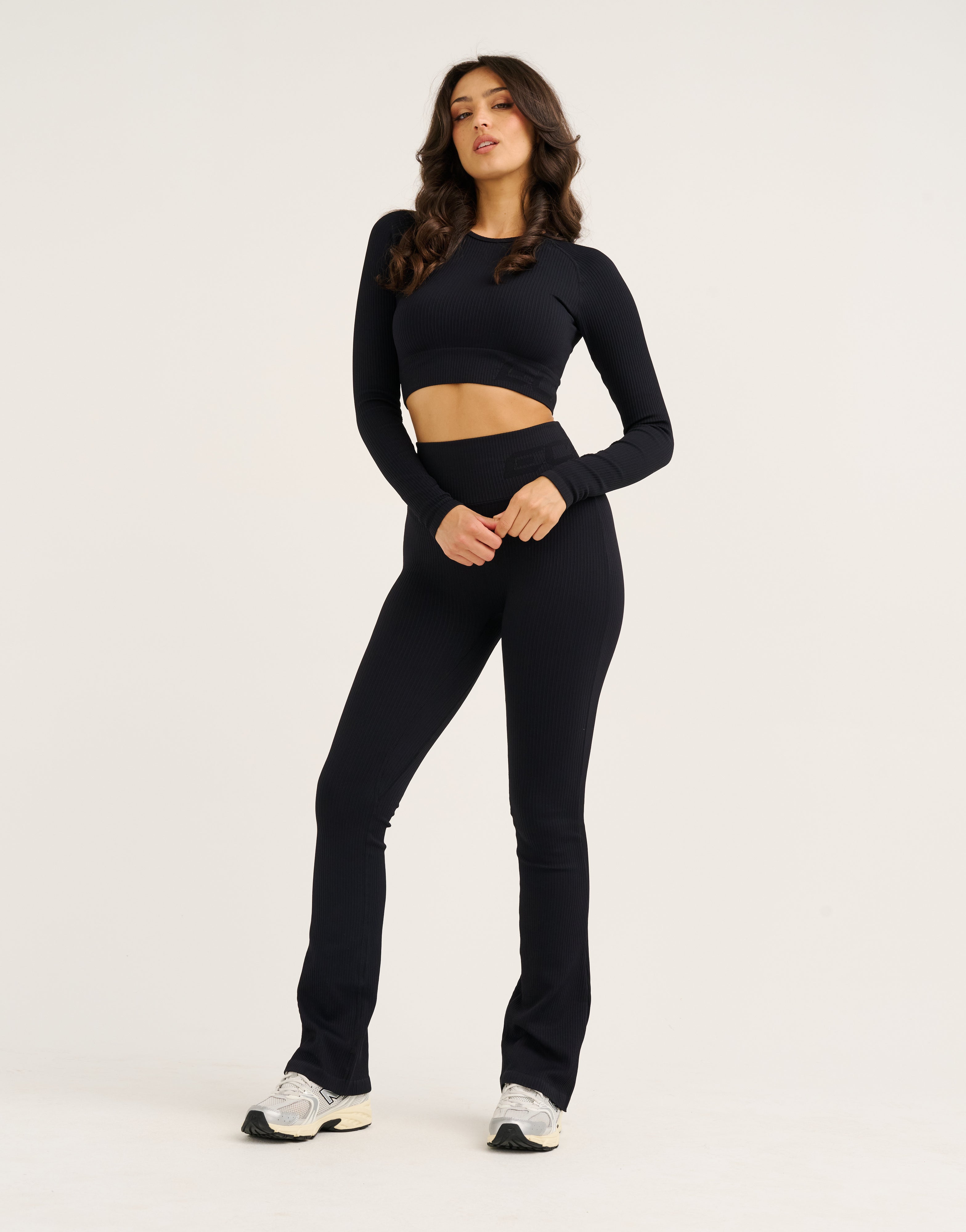 Arise Comfort Flare Leggings V2 - Stealth Black