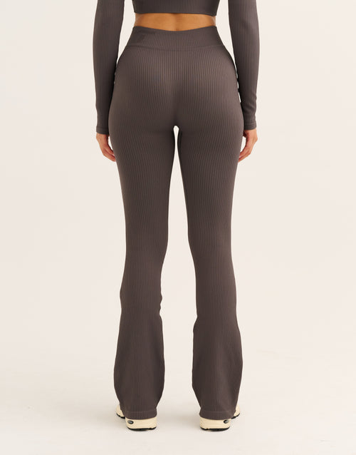 Arise Comfort Mid-Waist Flare Leggings - Slate Grey