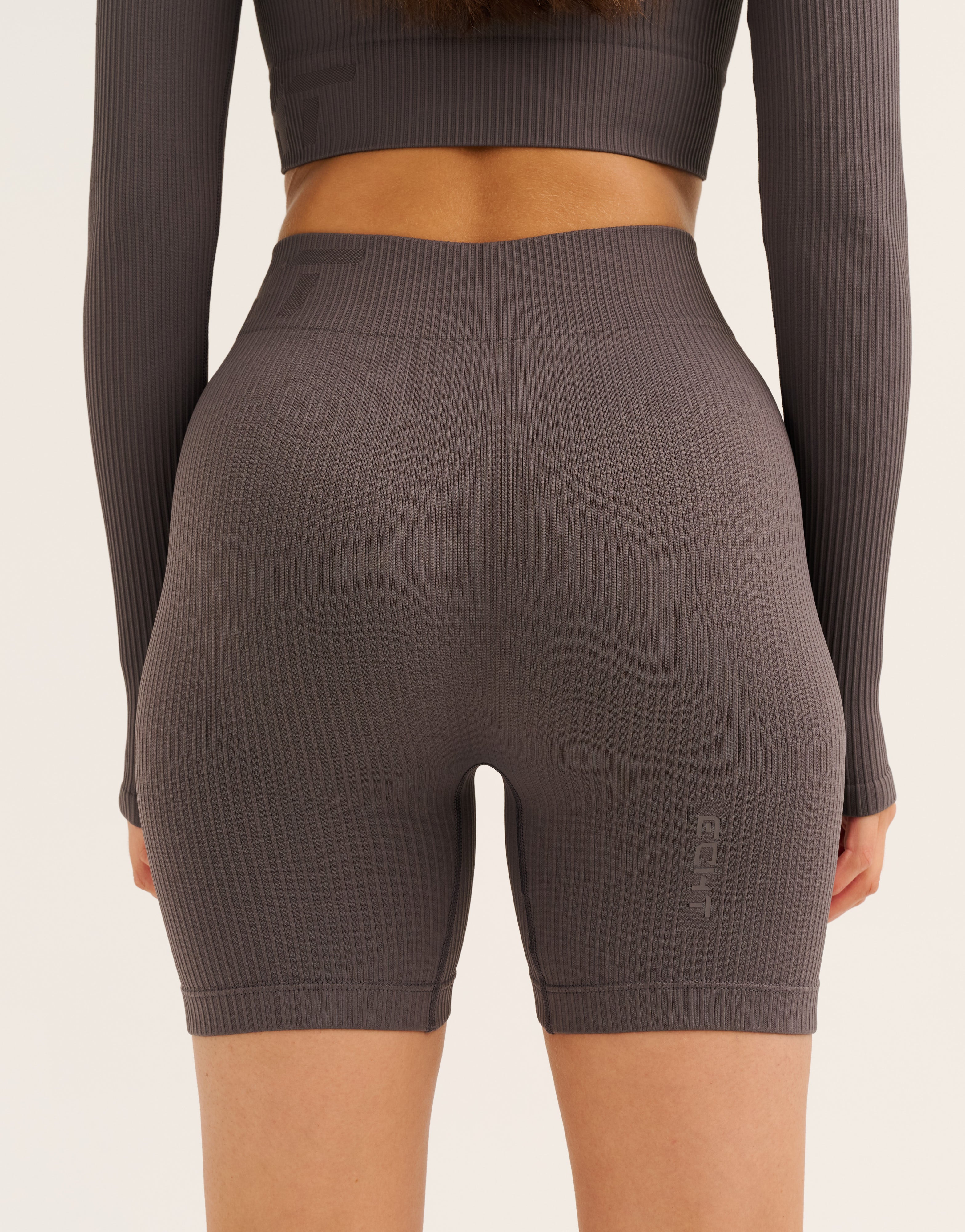 Arise Comfort Mid-Waist Shorts V2 - Slate Grey