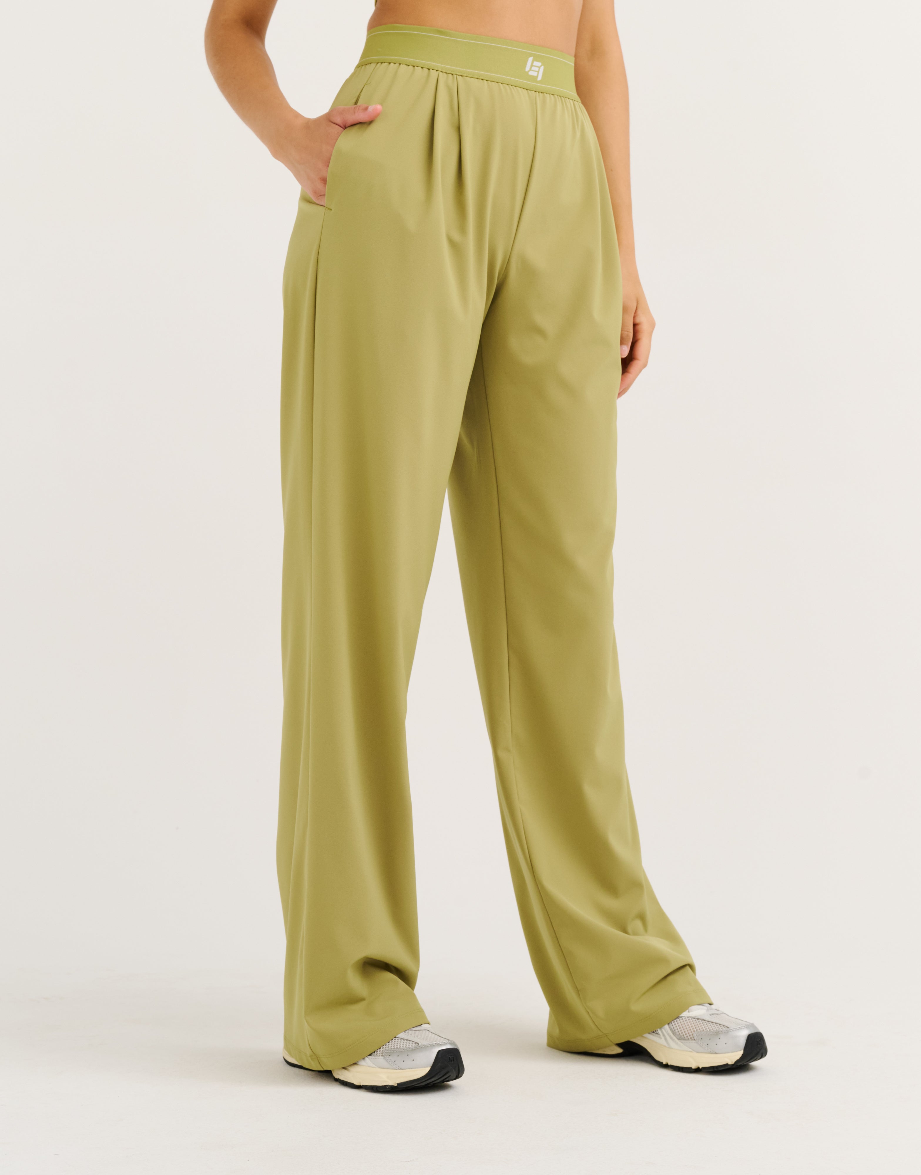 Elemental Flow Pants 33" - Olive