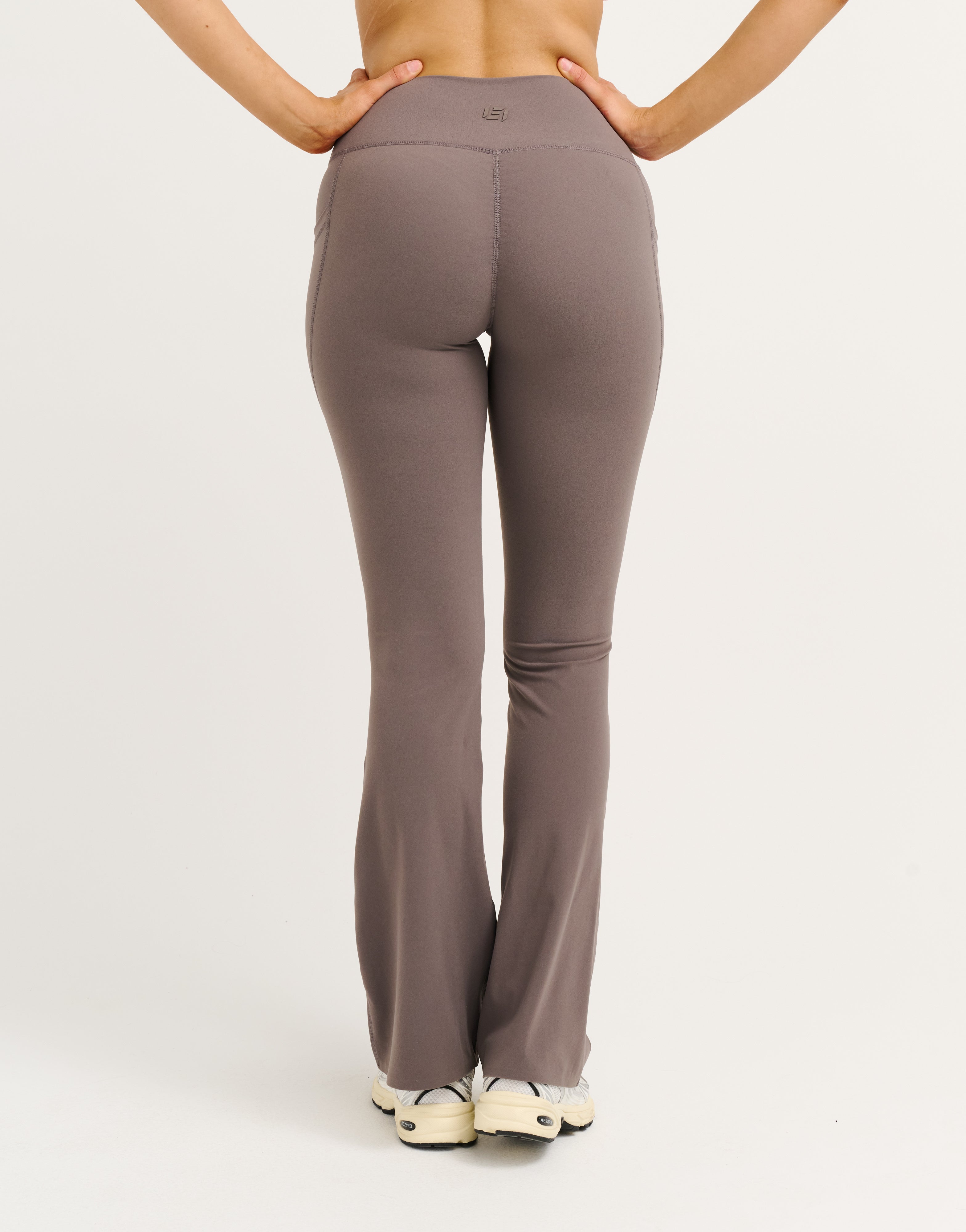 Lycra Invisible Scrunch Pocket Flare Leggings - Slate Grey