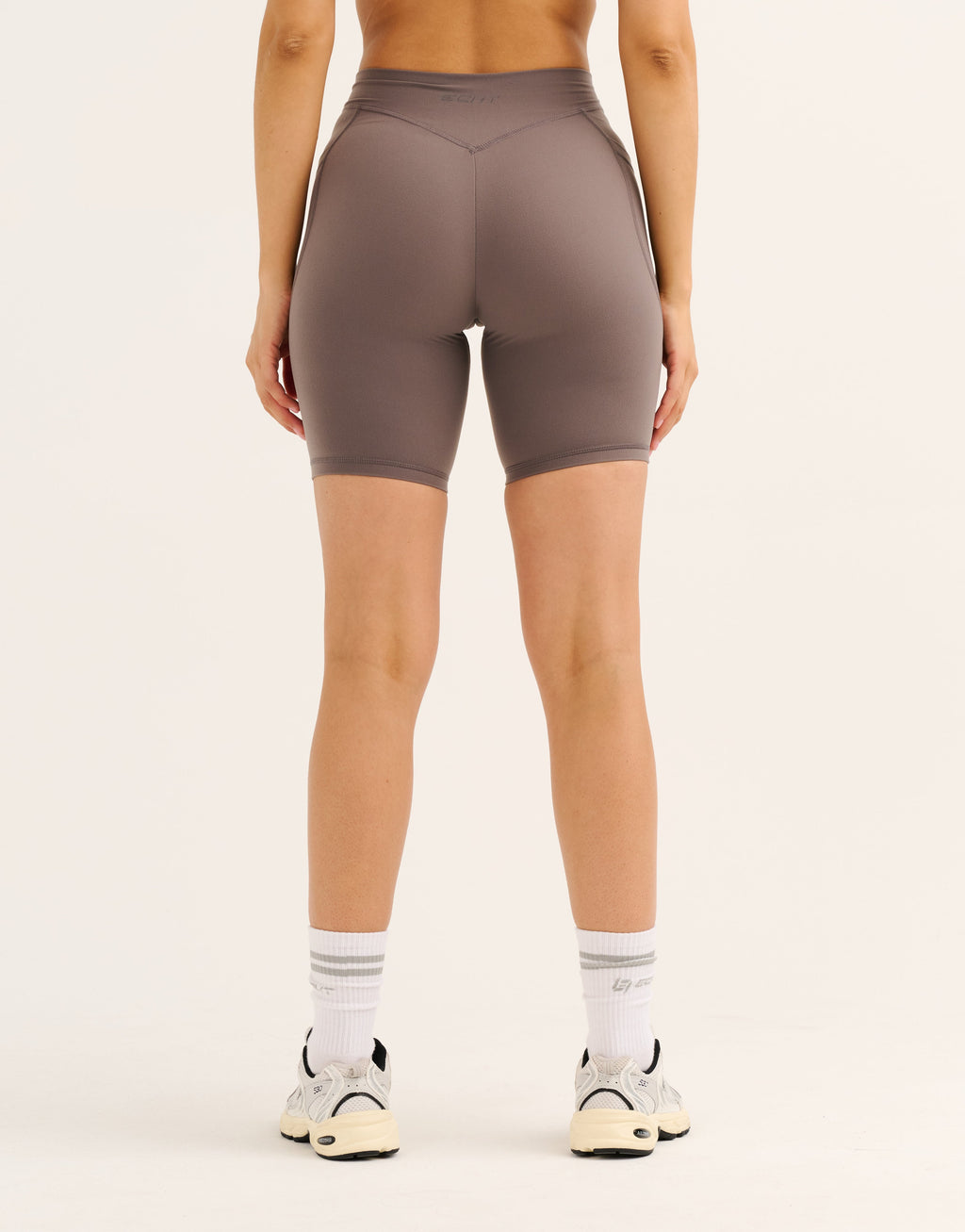 Ascend Pocket Mid-Waist Shorts 8" - Slate Grey