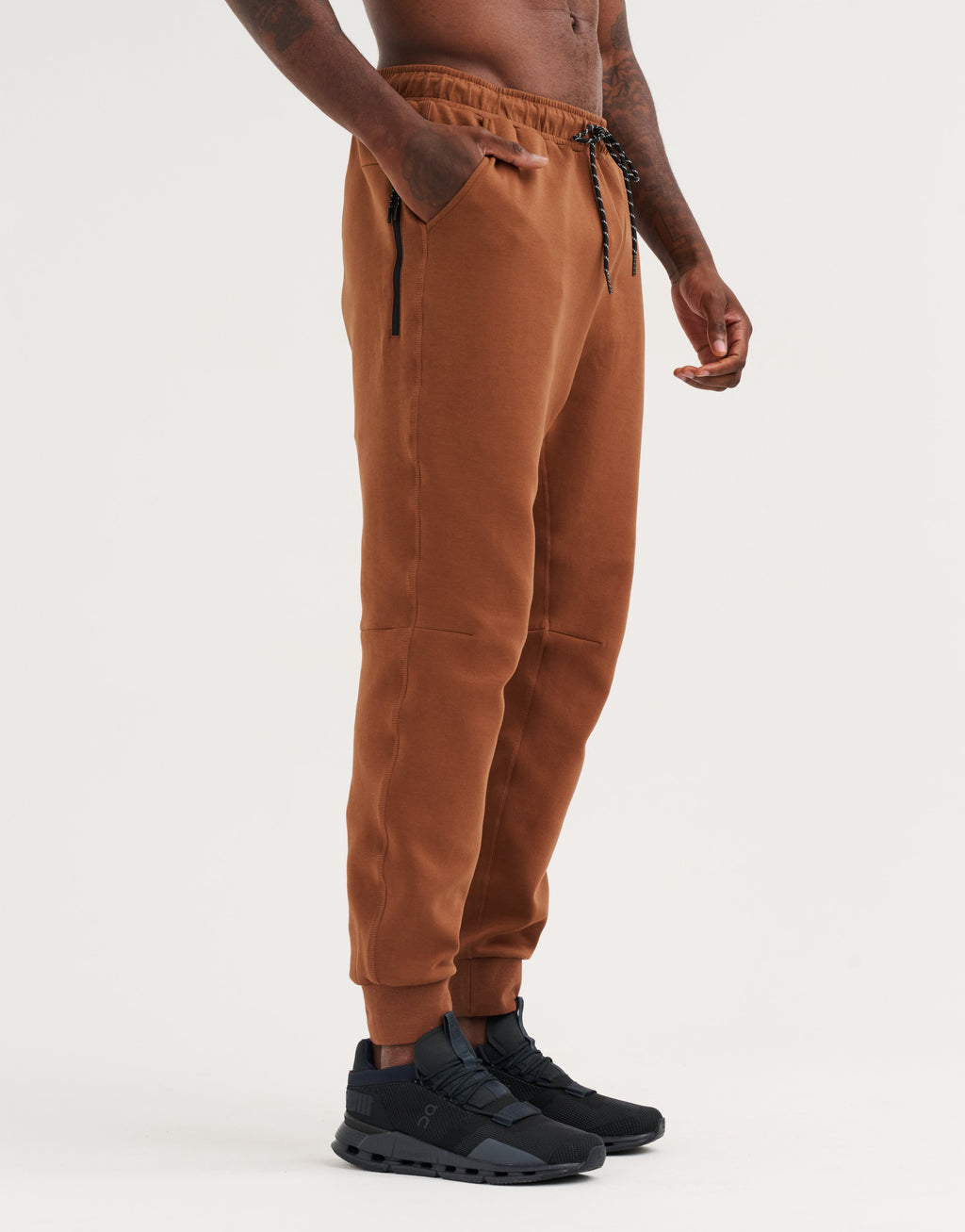 Echt Tech Joggers - Brown