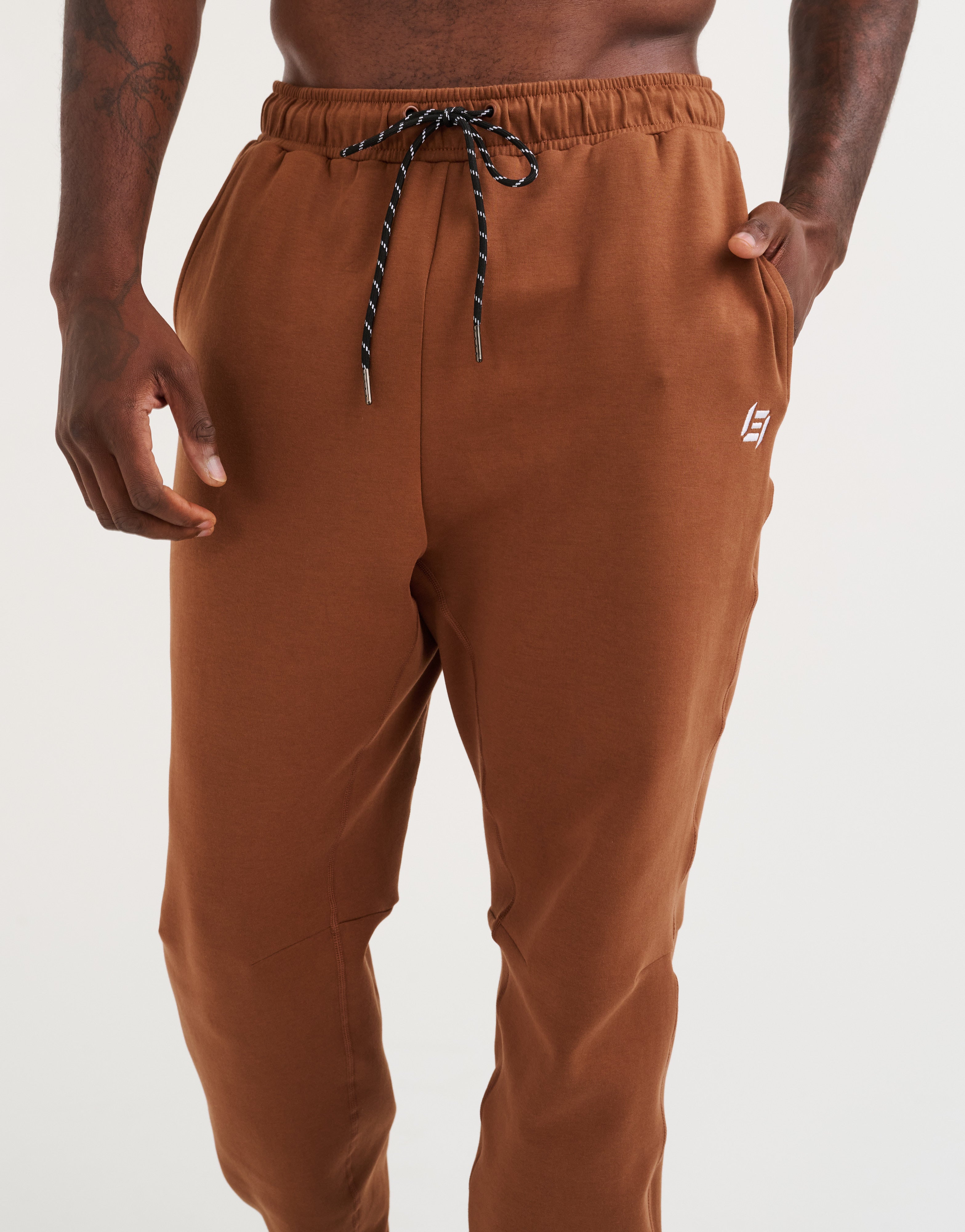 Echt Tech Joggers - Brown