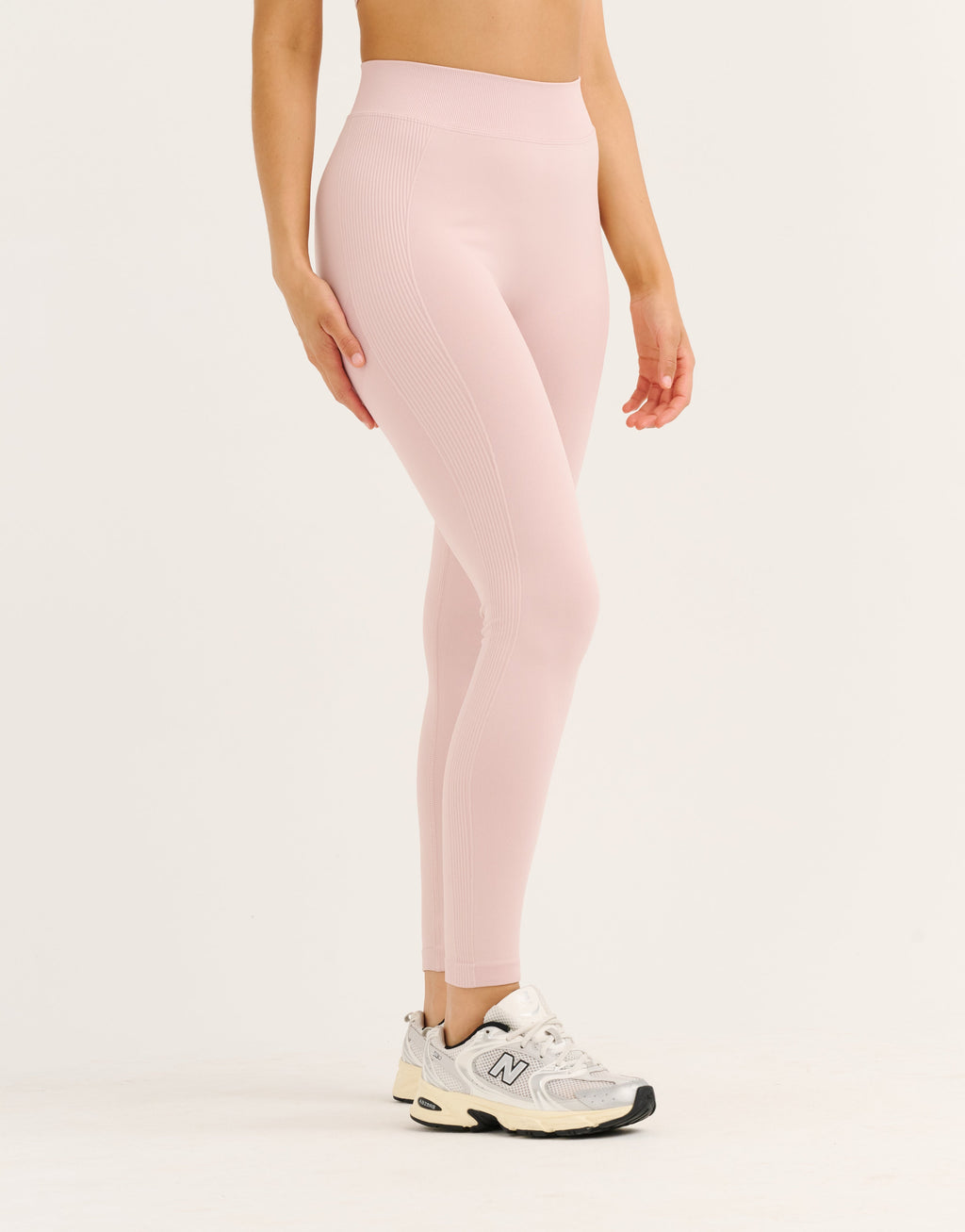 Arise Essential Mid-Waist Leggings V2 - Mauve