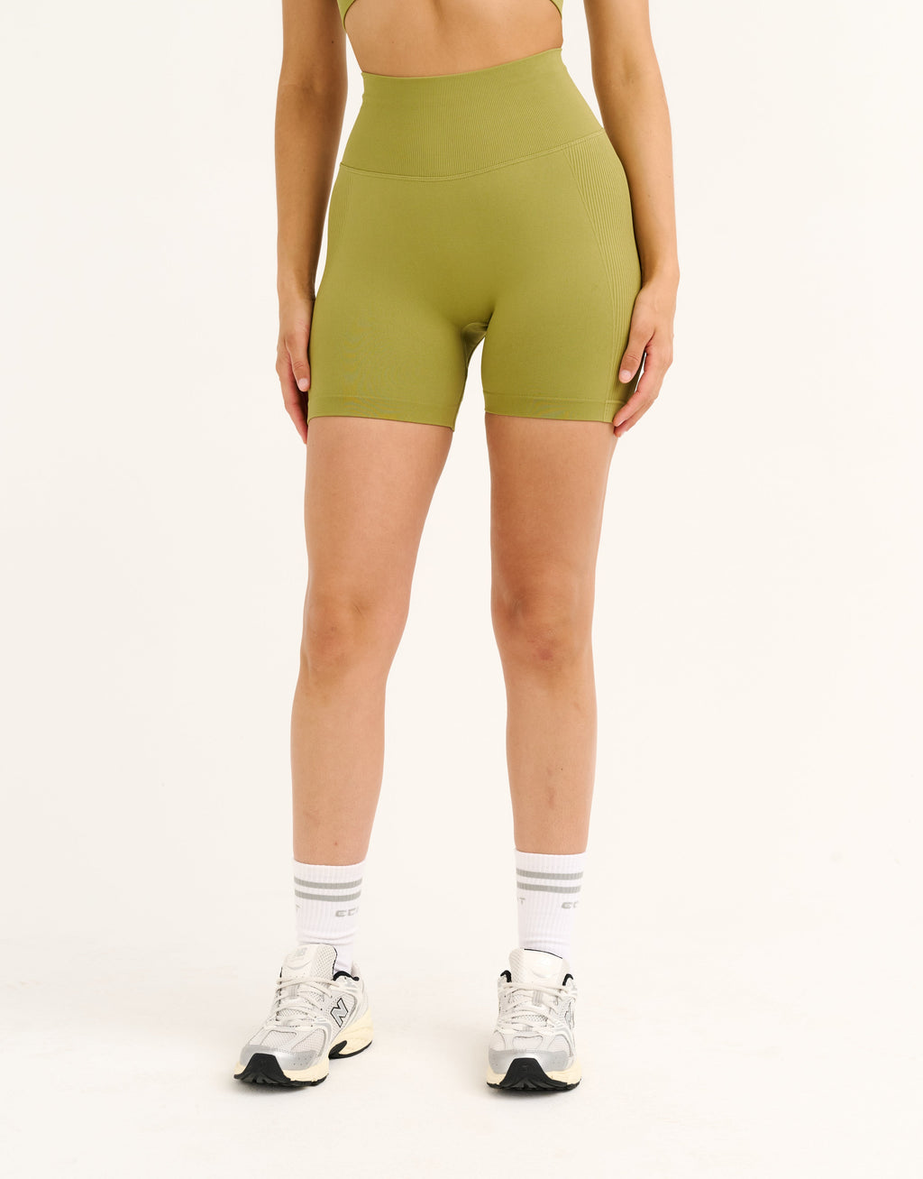 Arise Essential Shorts V2 - Olive