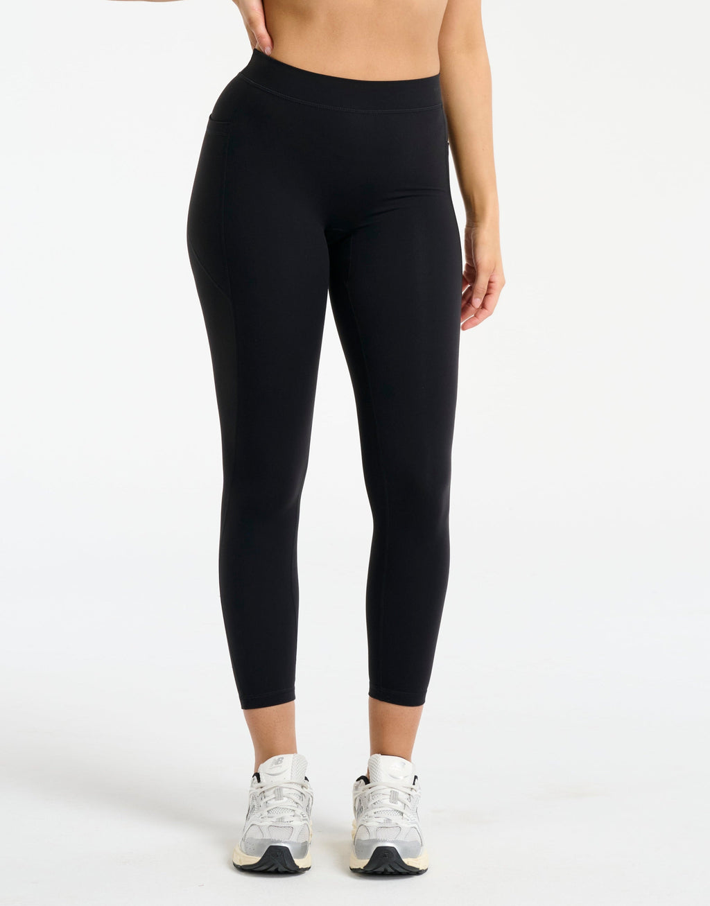 Ascend Pocket Mid-Waist Leggings 25" - Black