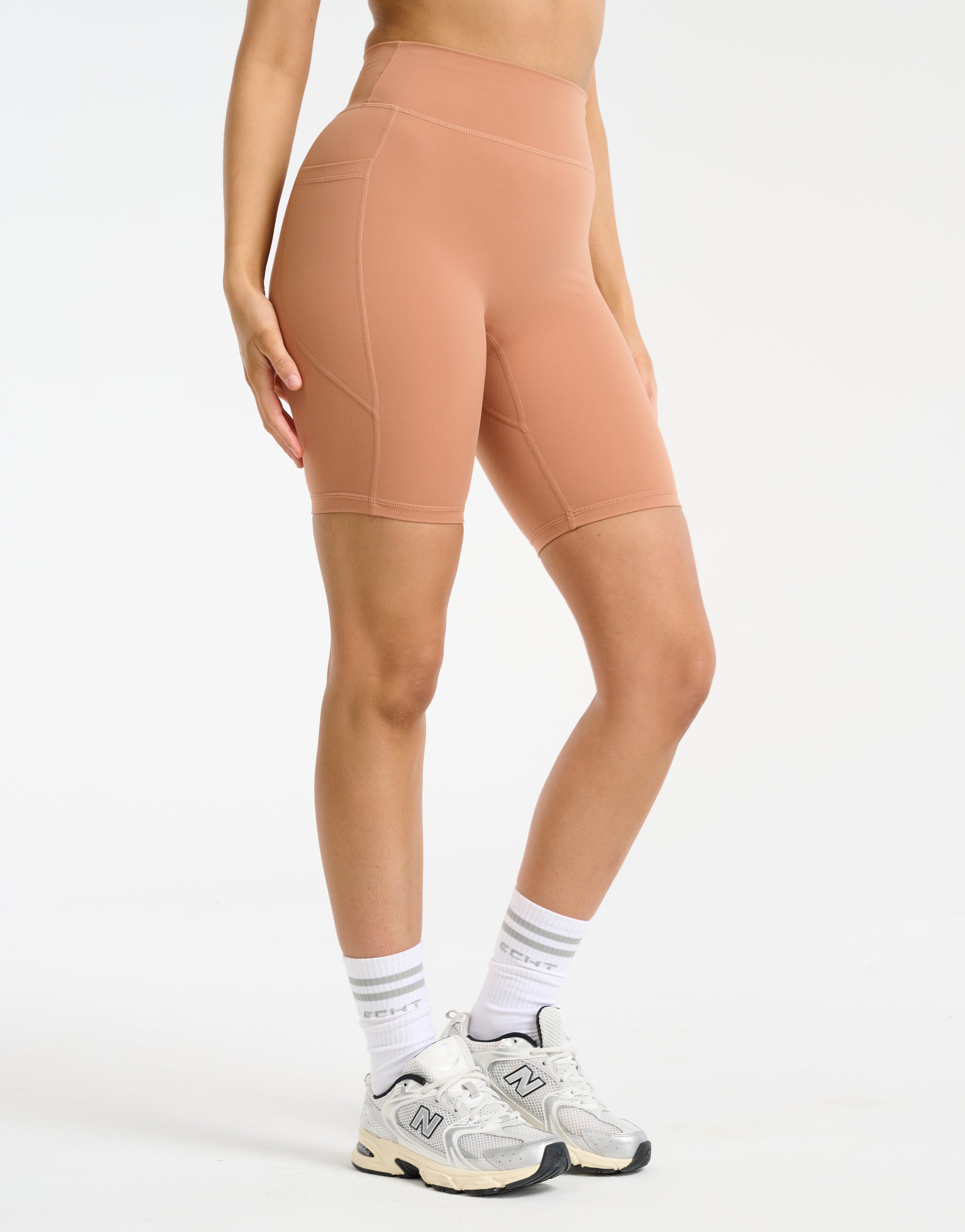 Ascend Pocket Shorts 8" - Sunset