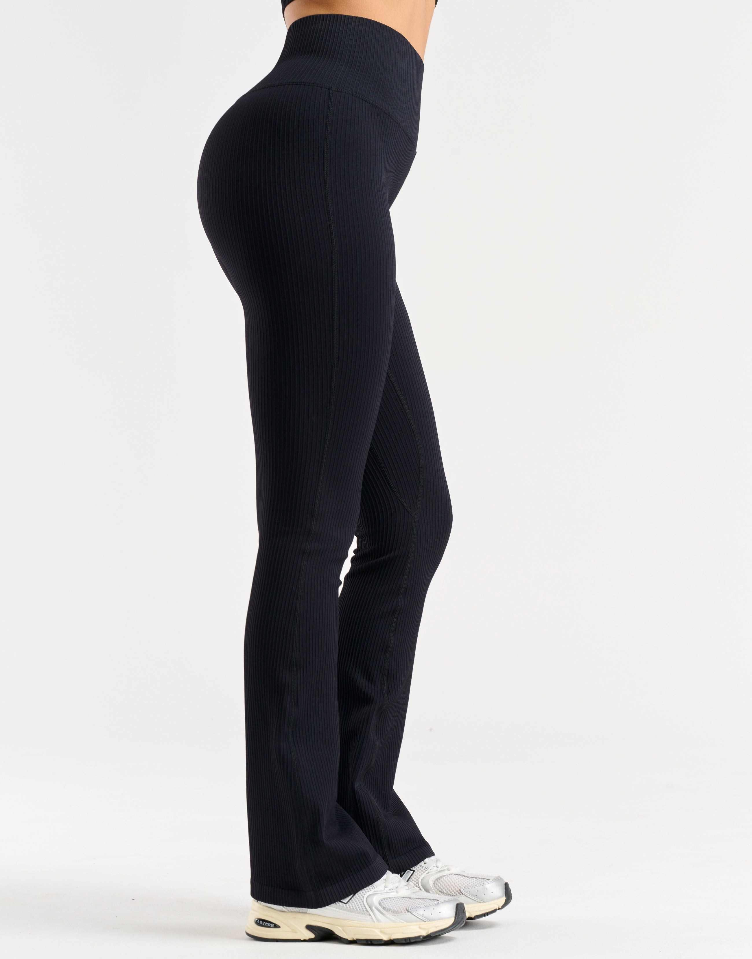 Arise Comfort Flare Leggings - Black