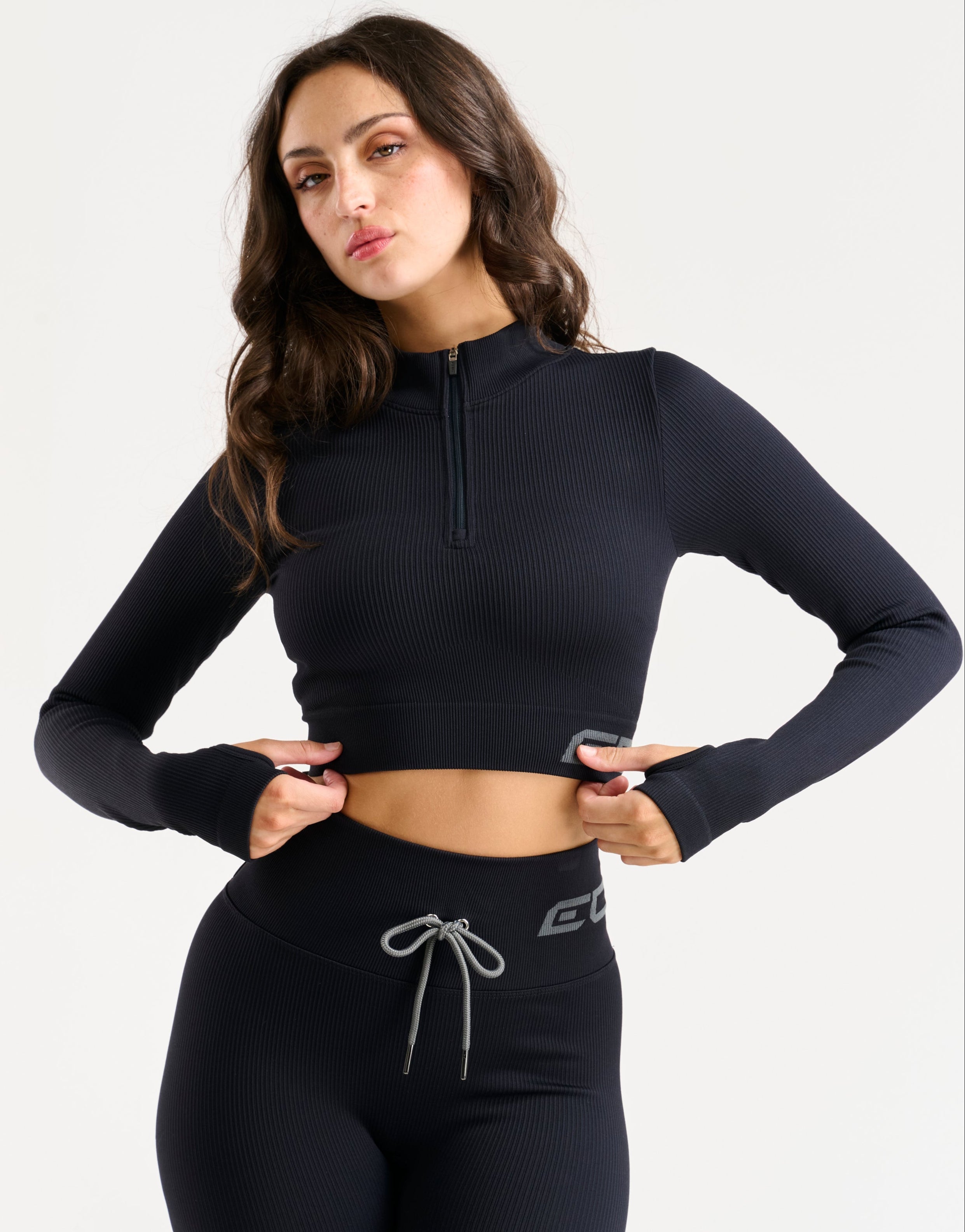 Arise Style Cropped Long Sleeve - Black