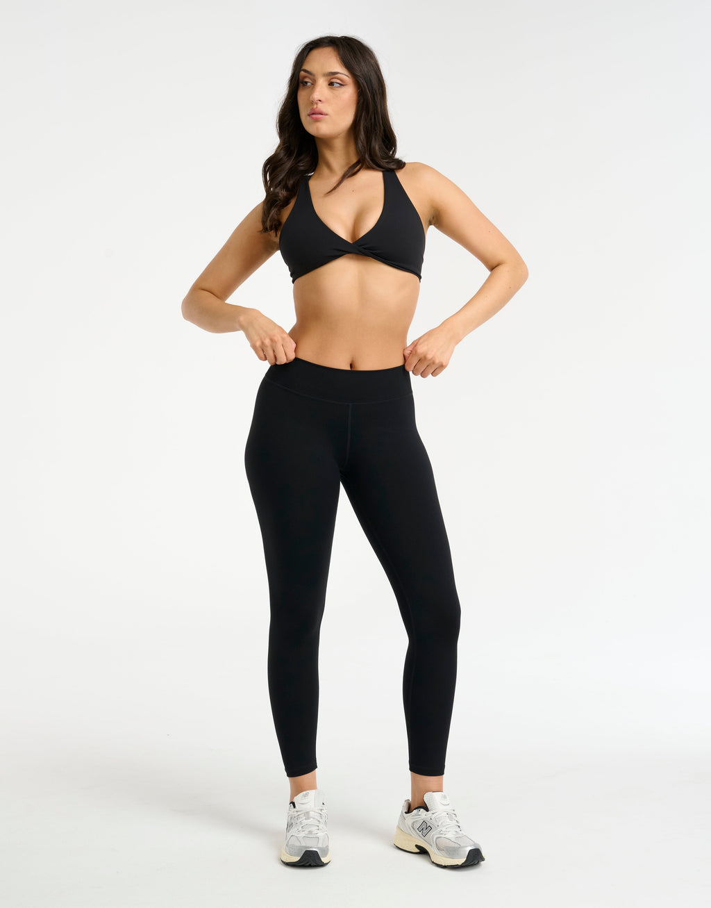 Force Scrunch Mid-Waist Leggings (Minimal Logo) - Black