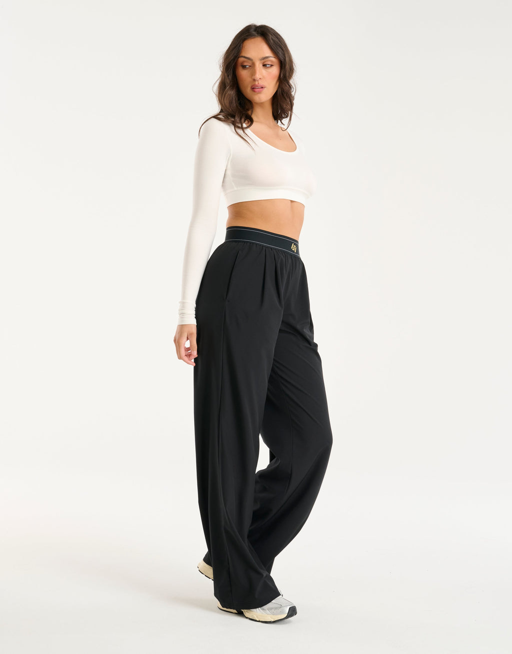 Echt Ribbed Cropped Long Sleeve - White