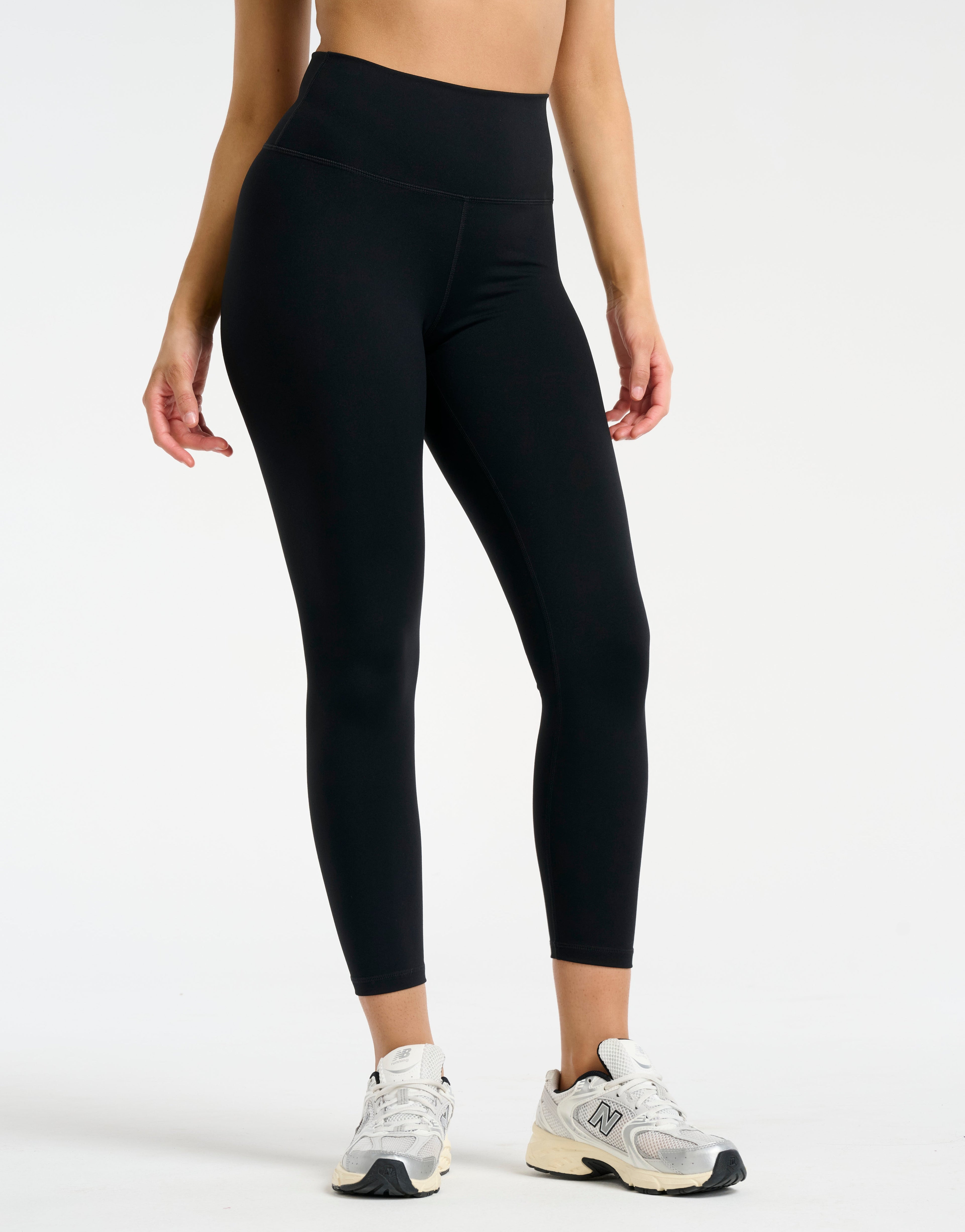 Force Scrunch Leggings (Minimal Logo) - Black