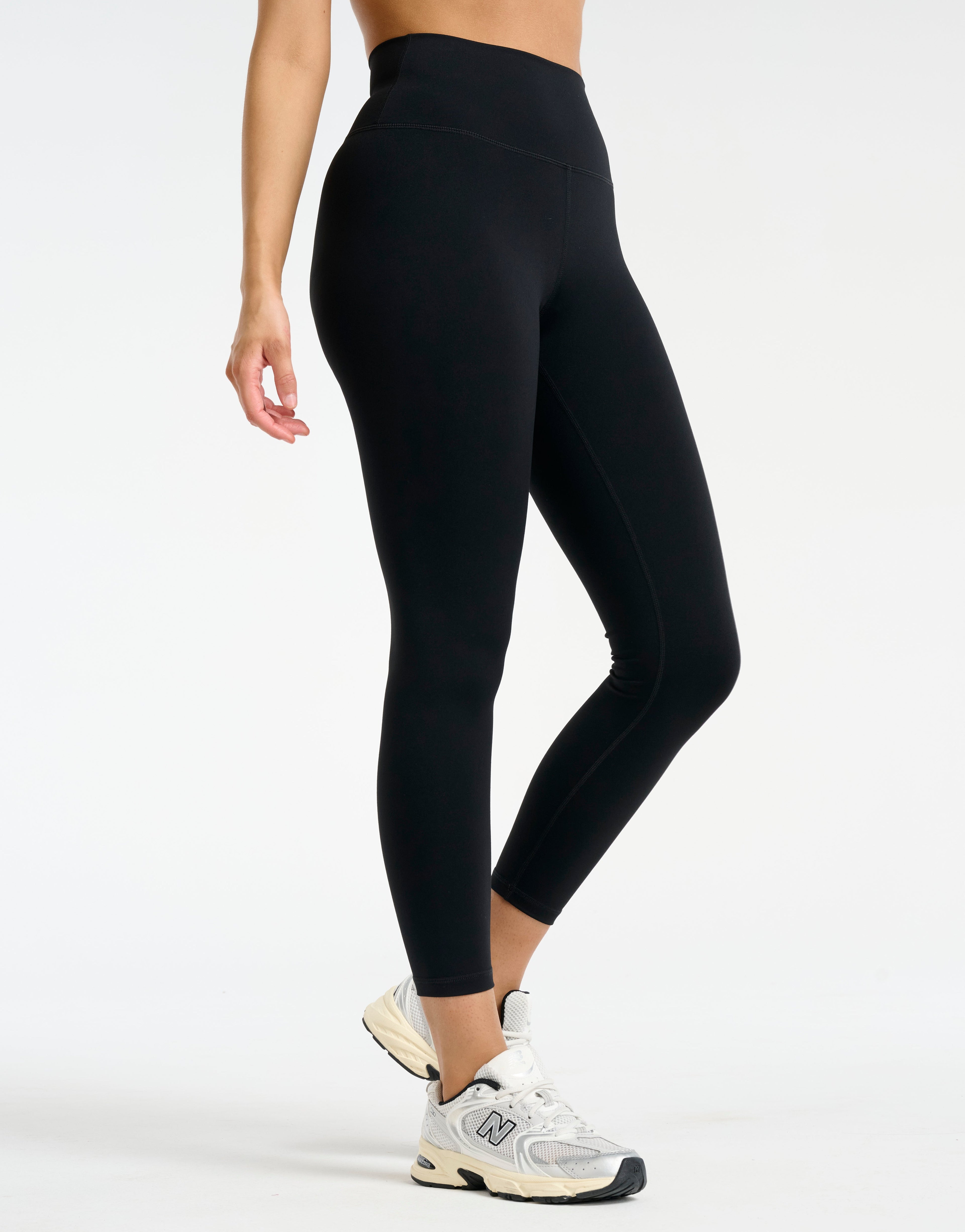 Force Scrunch Leggings (Minimal Logo) - Black