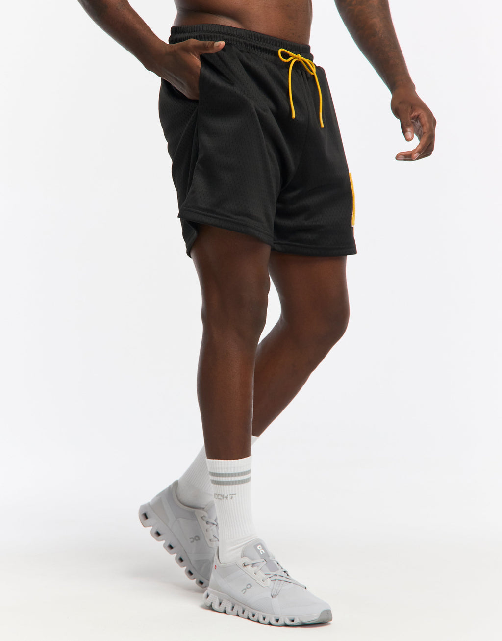 Top Marks Shorts - Black/Yellow