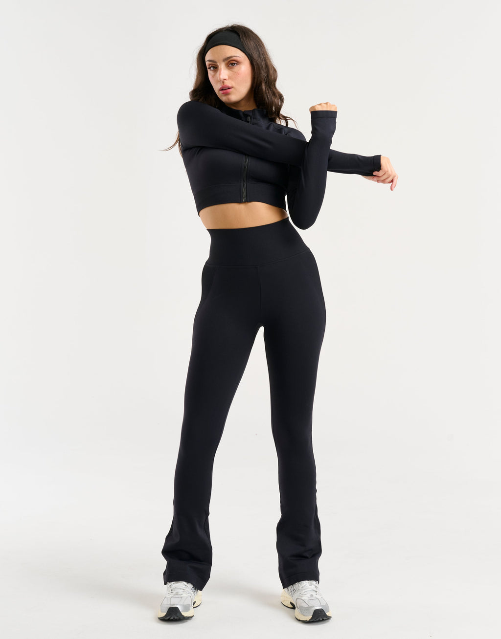 Arise Essential Flare Leggings - Black
