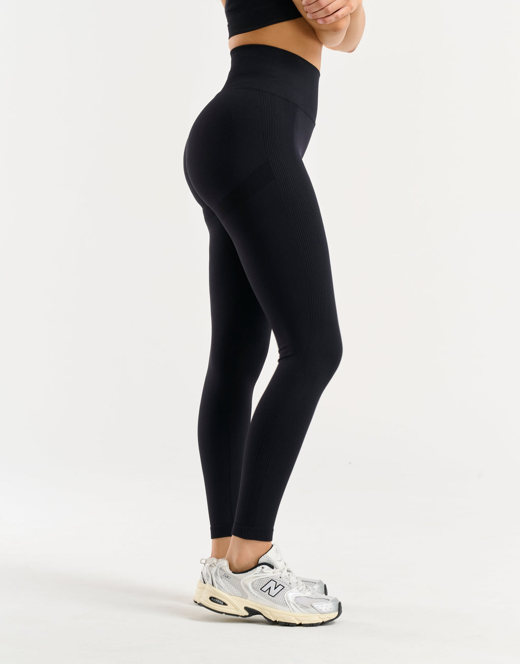 Arise Essential Leggings - Black